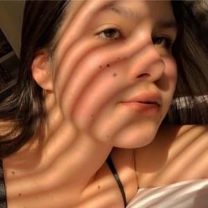 Meet your Posher, Danisha